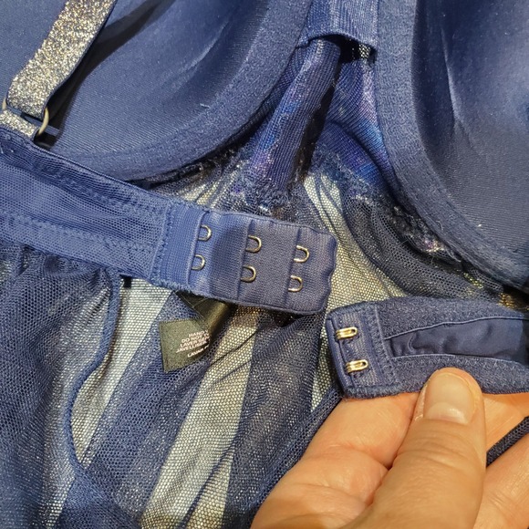 Victoria's Secret Navy Blue Floral Embroidered Babydoll Cami Top Y2K 36D - Picture 7 of 11